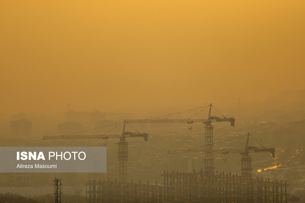 تداوم آلودگی هوا در شهرهای صنعتی طی دو روز آینده