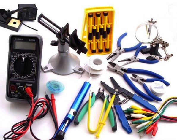 Necessary tools for mobile repairs