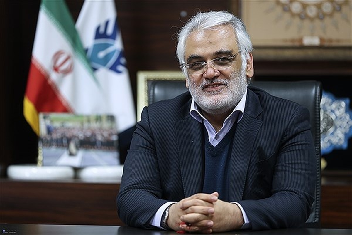 طهرانچی: متاسفانه همه دنبال وزیر و مدیر شدن هستند