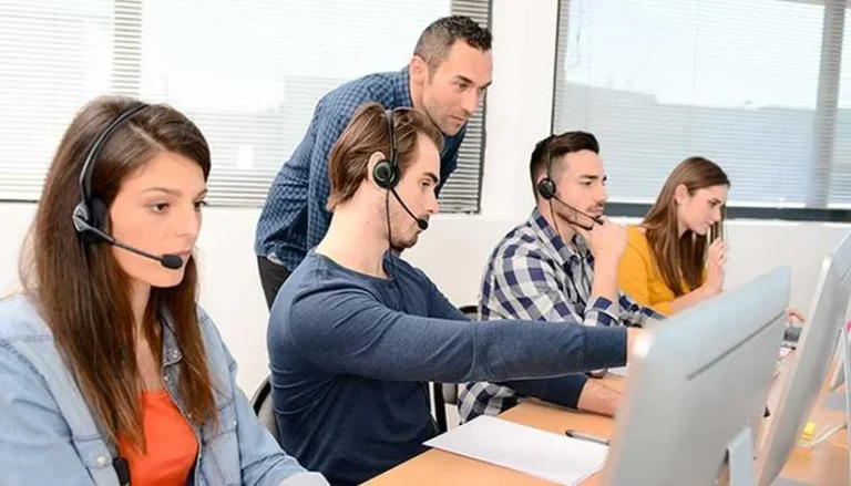 ویژگی های یک هدست نویزکنسلینگ چیست؟ (5 هدست با ANC)