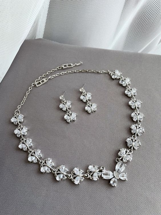 Silver Bridal Necklace Set Zirconium Necklace and Earrings Diamonds Crystal Jewelry Set Silver Bridal Earrings Crystal Bridal Necklace Set