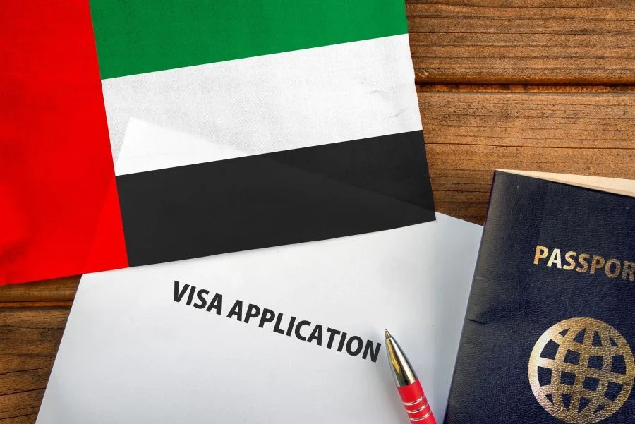 مدارک عمومی ویزای امارات برای ایرانیان: چک&zwnj;لیست جامع